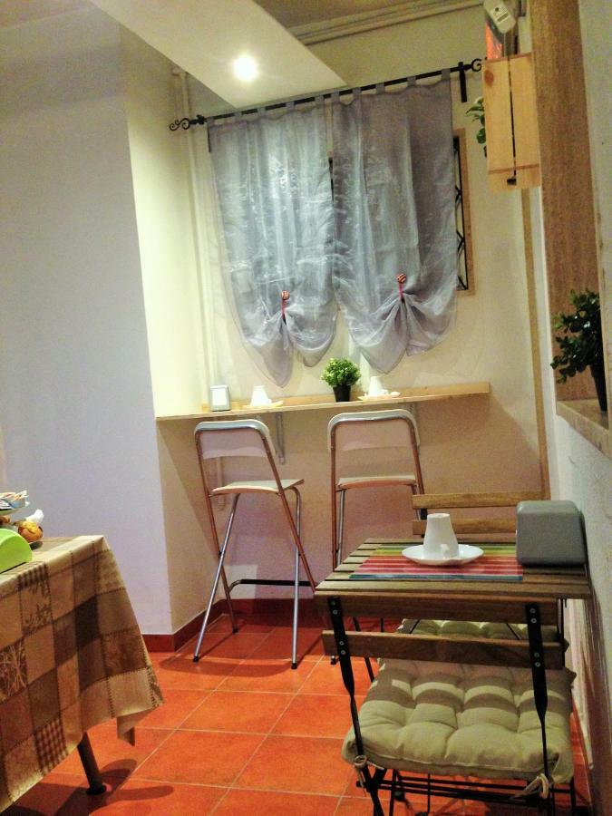 Kamila Acomodação com café da manhã Bari Exterior foto